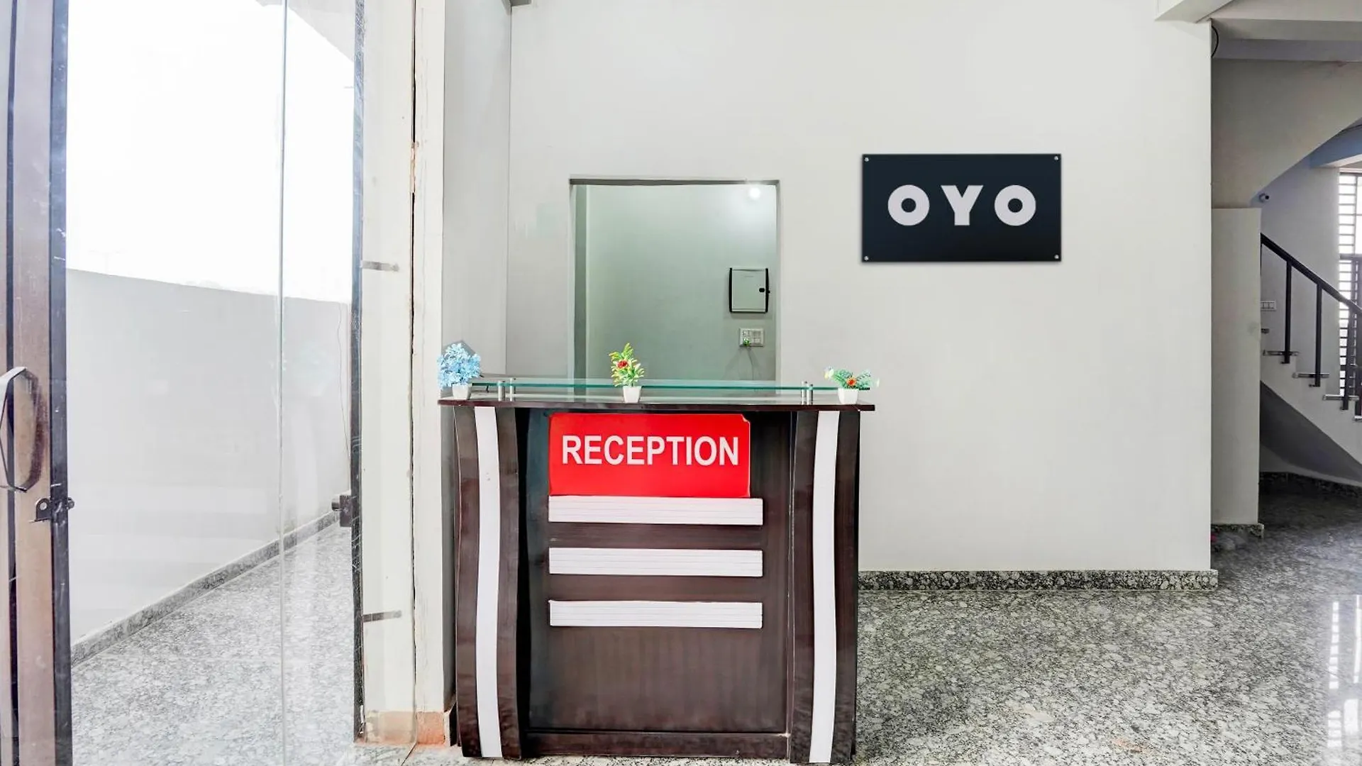 Hotel O Bellavue Greater Noida