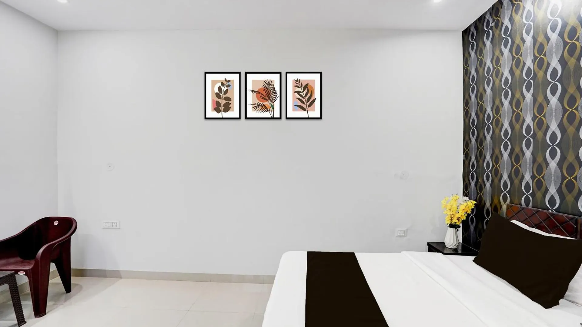 Hotel O Bellavue Greater Noida