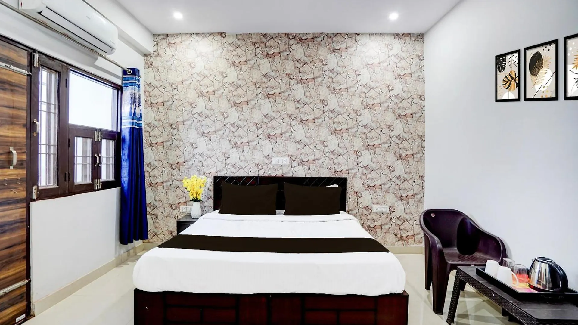 Hotel O Bellavue Greater Noida