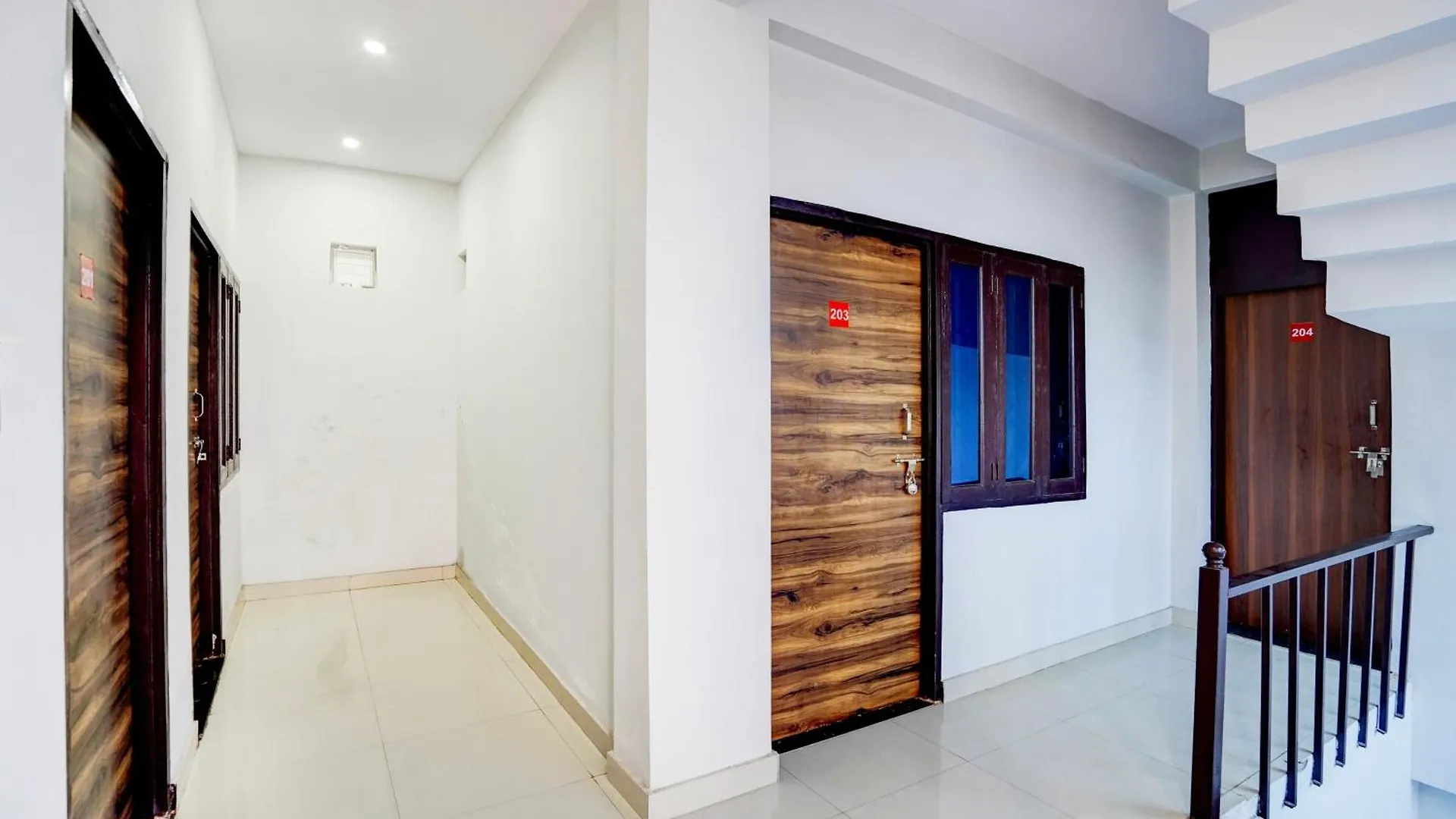 Hotel O Bellavue Greater Noida